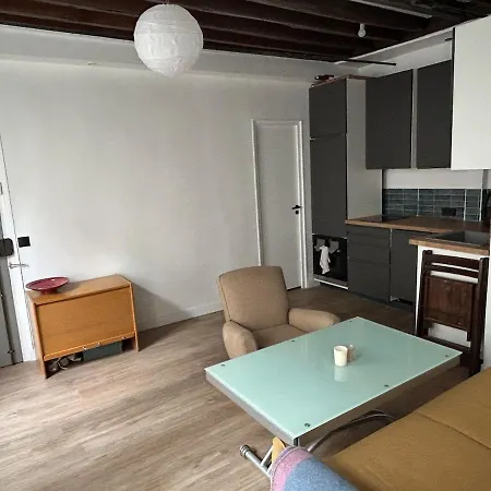 Calme Et Charmant Arts Et Metiers Apartment Paris